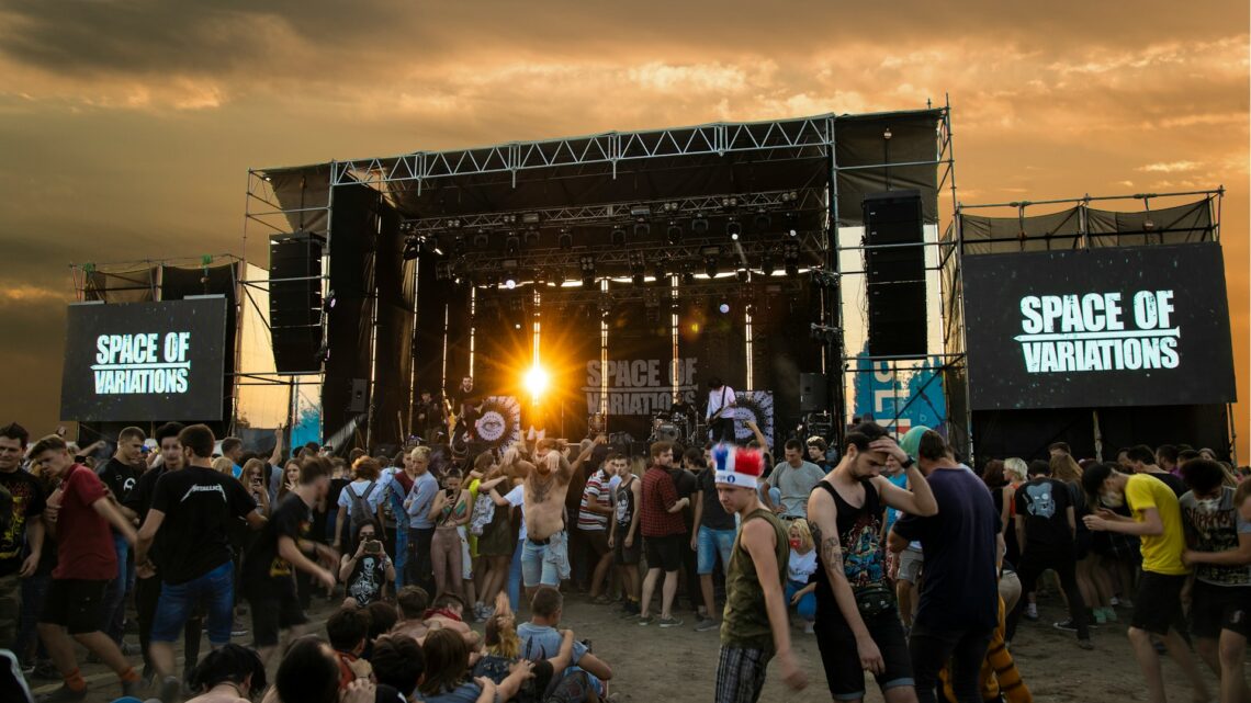 STUDENTERKØRSEL & STUDENTERGILDE
