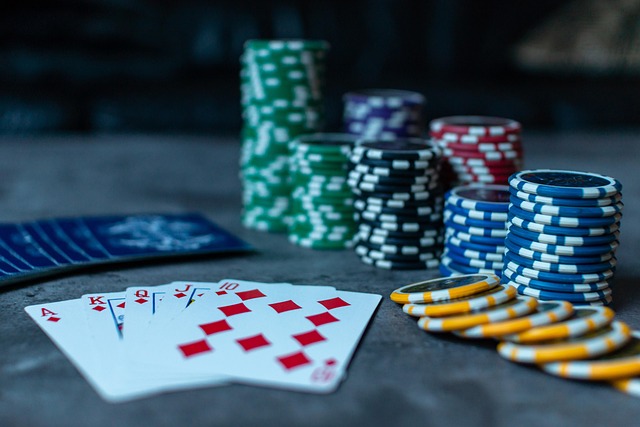 Lær at spille poker som en pro: Tips til begyndere og øvede